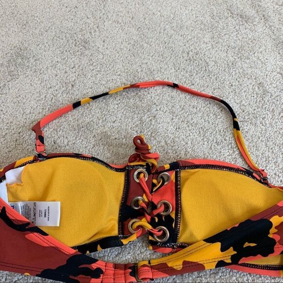 Malibu dream girl orange camo eyelet Lace-up bandeau bikini top Sz S NWOT - Picture 9 of 12